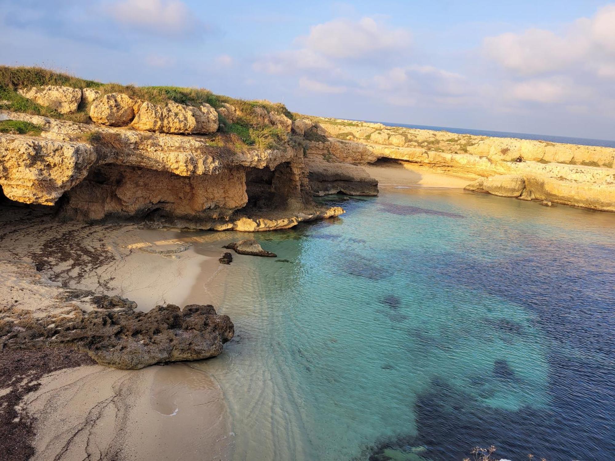 Cala Paradiso Монополі Екстер'єр фото
